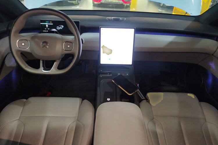 Used Nio ET5 2024 75 kWh Center Console