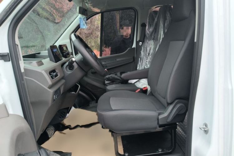 Used JMC E Fushun 2025 Model, Open Window Version, 41.86 kWh, Short Axle, Low-roof