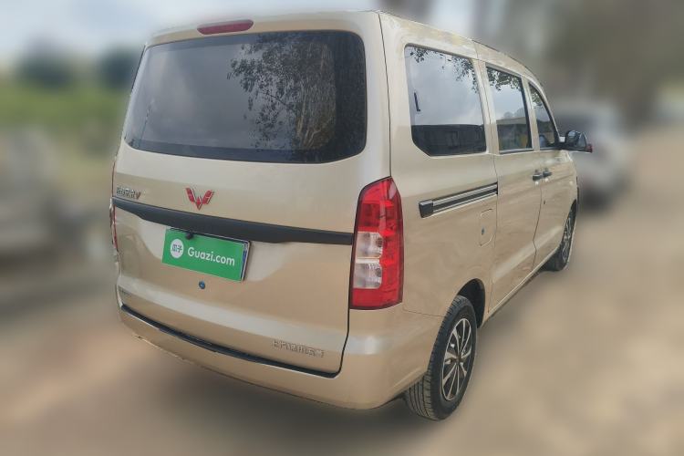 Used Wuling Hongguang V 2022 1.5L Jingqu Version Hydraulic Power Steering LAR