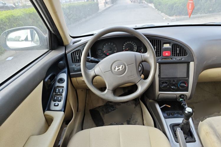 Used Hyundai Elantra 2011 1.6L Manual Comfort Version