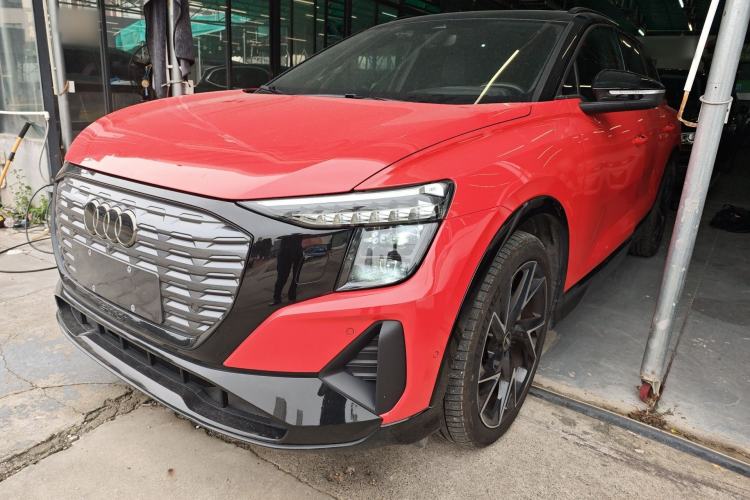 Used Audi Q5 e-tron 2022 50 e-tron quattro edition one Artistic Collection Edition
