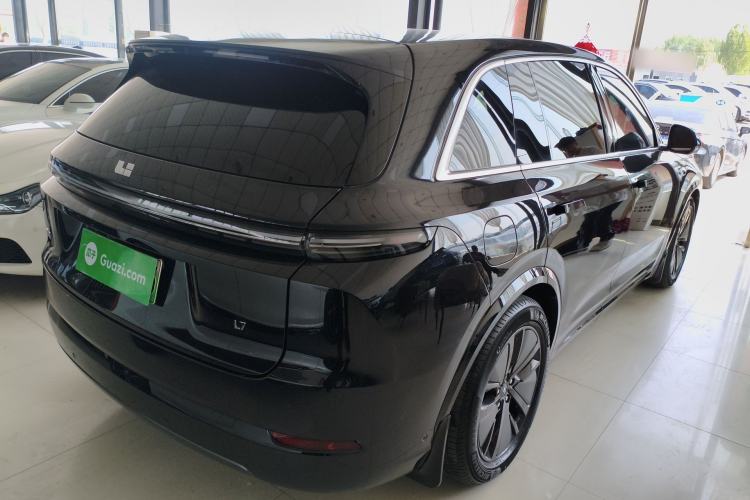 Used Li Auto L7 2024 Pro Model Rear Right 45 Deg