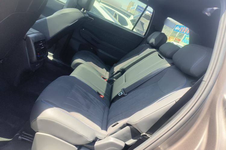 Used Volkswagen Teramont 2025 Tiguan Pro 450TSI Four-Wheel Drive Summit Edition
