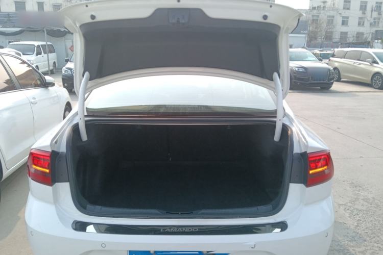 Used Volkswagen Lamando 2019 230TSI DSG Fashion Edition China VI