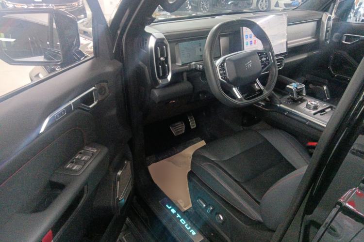 Used JETOUR Traveler 2025 2.0TD Automatic XWD Conquest+ Driver Seat