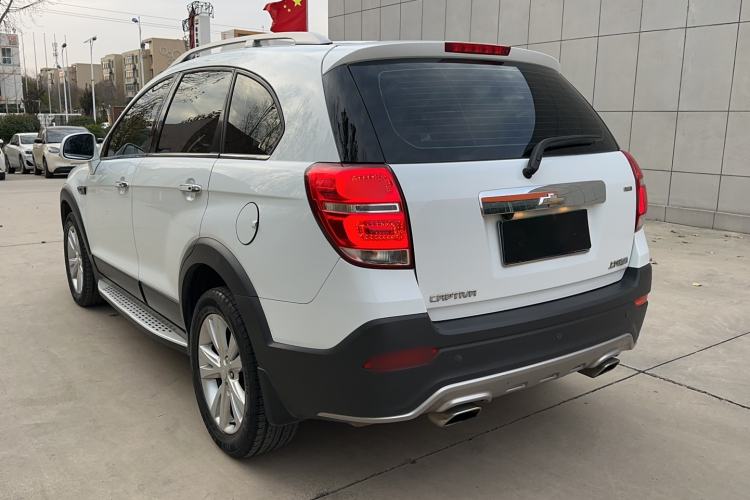 Used Chevrolet Captiva 2017 2.4L 4x4 Flagship Edition 7-Seater