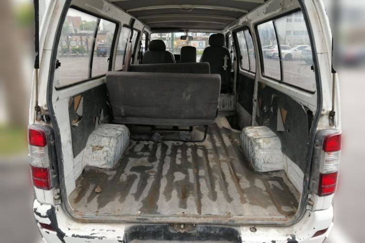 Used Jinbei Hiace 2014 2.0L 5th Generation Kuaiyunwang Business Version 4G19 Trunk