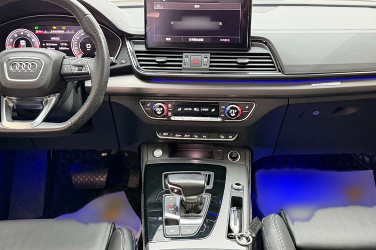 Used Audi Q5L 2022 45T Luxury Dynamic Model
