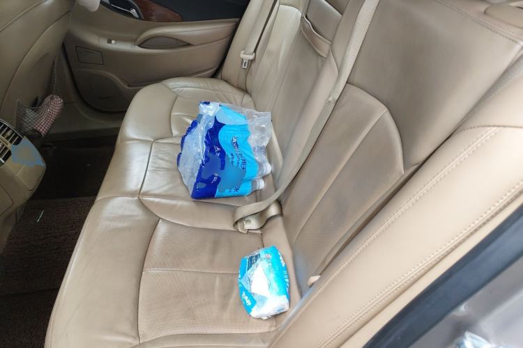 Used Buick LaCrosse 2011 2.4L SIDI Luxury Edition Left Rear Seat