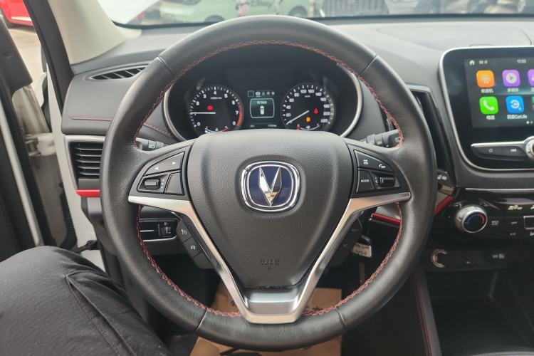 Used CHANGAN CS55 2019 1.5T Manual Colorful Model China VI Standard Steering Wheel