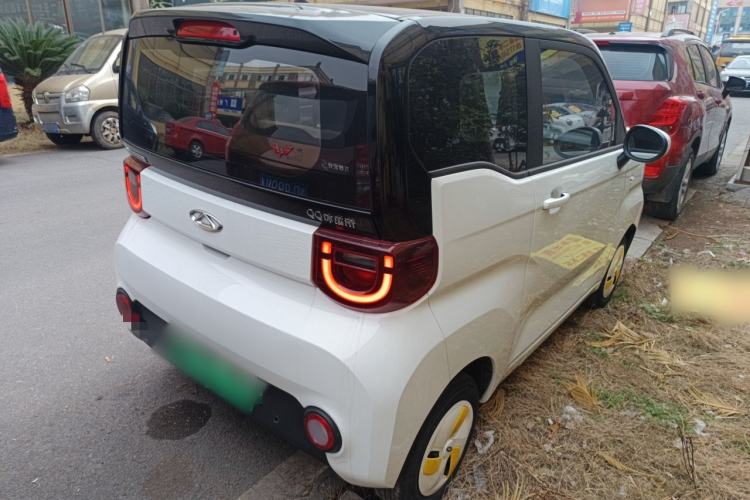 Used Chery QQ Ice Cream 2022 170km Sundae Phosphate Lithium-Ion