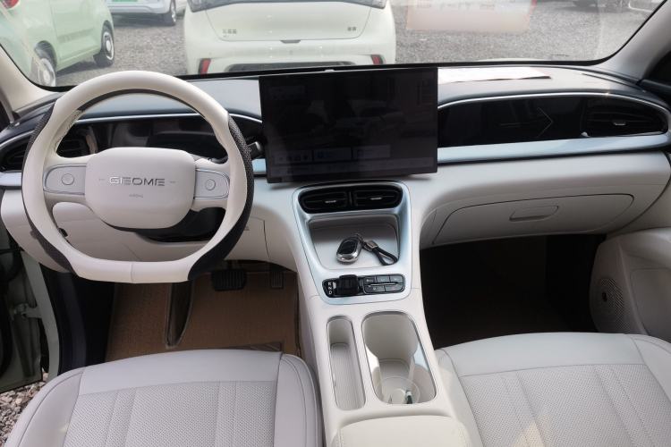 Used Geely Galaxy Geome 2025 310km Dream Edition
