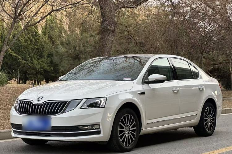 Used Skoda Octavia 2018 TSI230 DSG Luxury Edition
