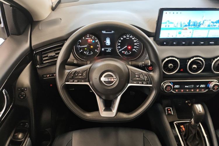 Used Nissan Qashqai 2025 Honor 2.0L CVT XV Genuine Edition Steering Wheel