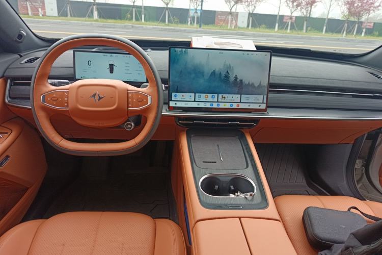 Used Dongfeng eπ eπ007 2025 Model Pure-Electric 565 All-Wheel-Drive Max Leading Edition Center Console