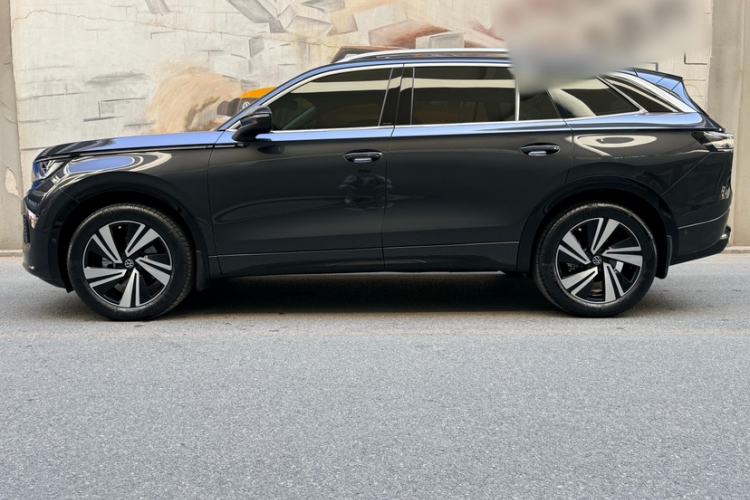 Used Volkswagen Tavendor 2023 380TSI Four-Wheel Drive R-Line Cruise Edition Exterior 2