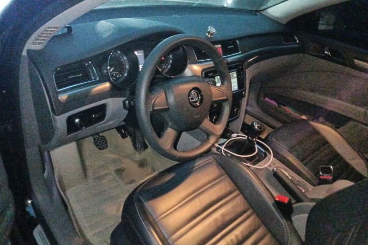 Used Skoda Superb 2013 1.4TSI Manual Shengshi Edition
