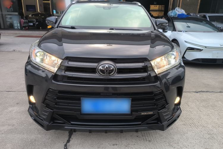 Used Toyota Highlander 2018 2.0T Four-Wheel Drive Luxury Version 7 Seats China VI Standard