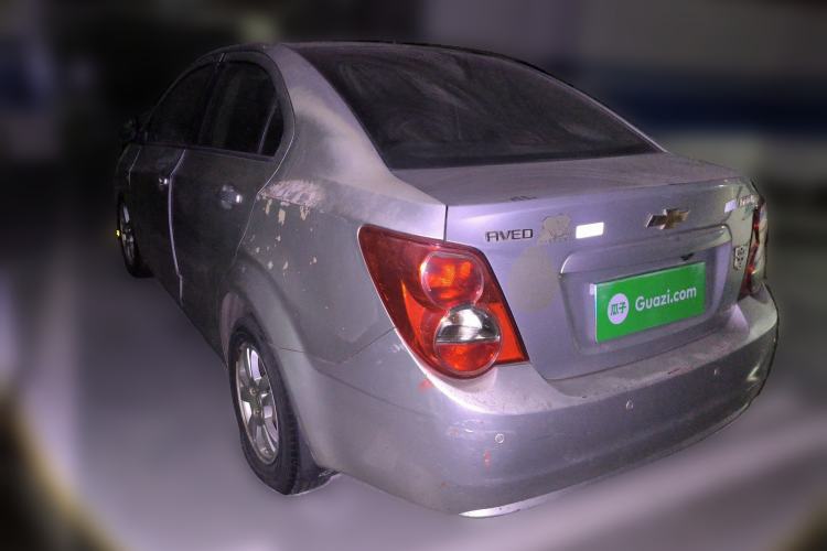 Used Chevrolet Aveo Sonic 2011 Sedan 1.4L Automatic SE