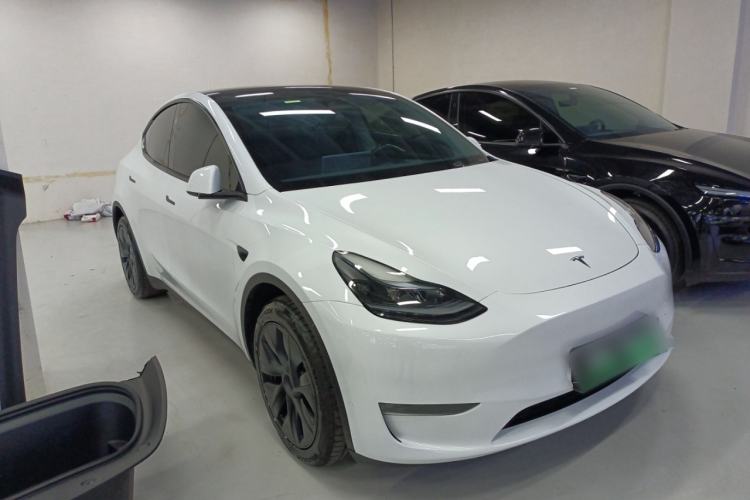 Used Tesla Model Y 2024 Long-Range All-Wheel-Drive Version