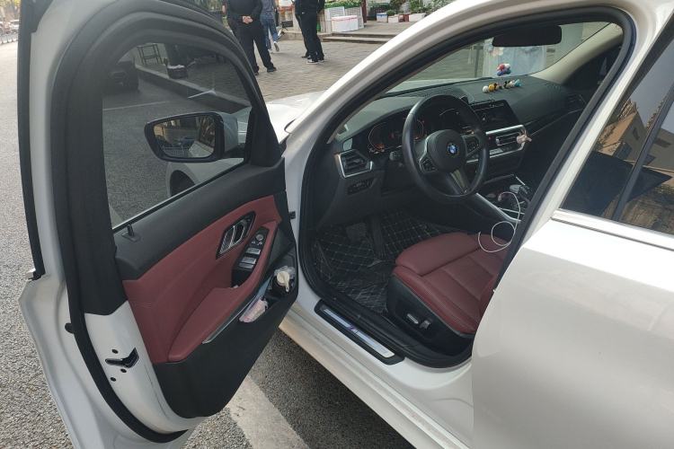 Used BMW 3 Series 2021 Facelifted 320Li M Sport Package Driver Seat