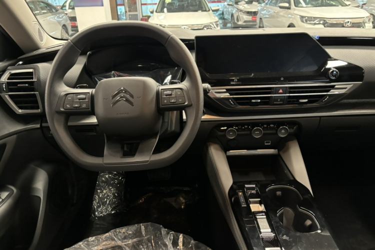 Used Citroen C5 X 2025 Model 1.6T Overseas Edition
