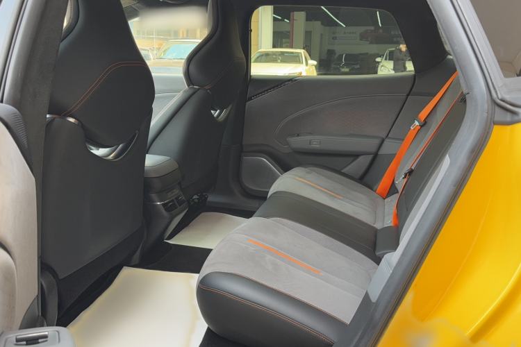 Used Zeekr 007 2024 Four-Wheel-Drive Performance Version 100 kWh
