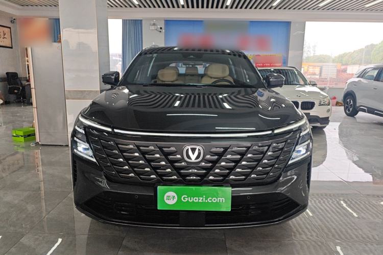 Used CHANGAN CS75 PLUS 2025 4th Generation 1.5T New Blue Whale Smart Flagship Version Front