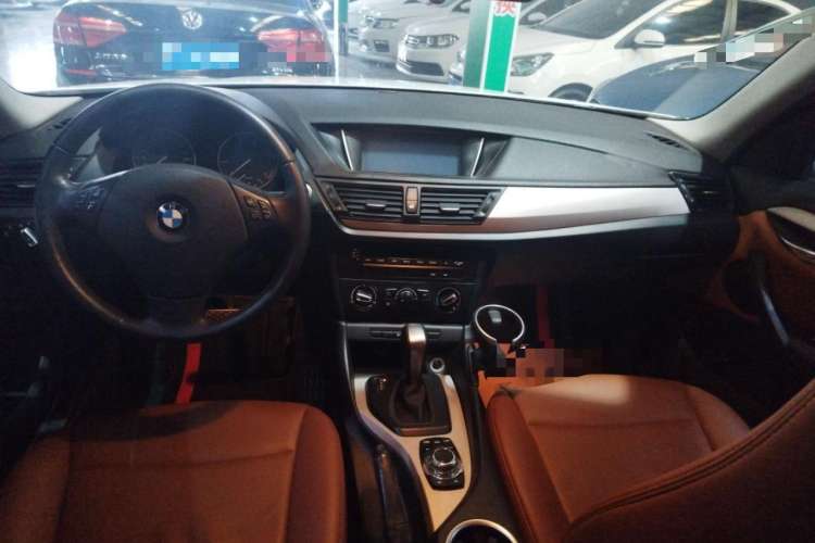 Used BMW X1 2013 sDrive18i Fashion Model
