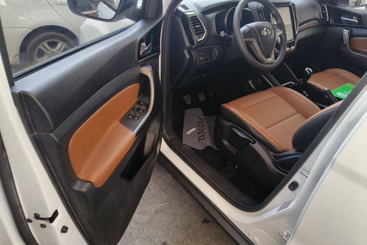 Used Oshan CX70 2016 1.6L Manual Luxury Model
