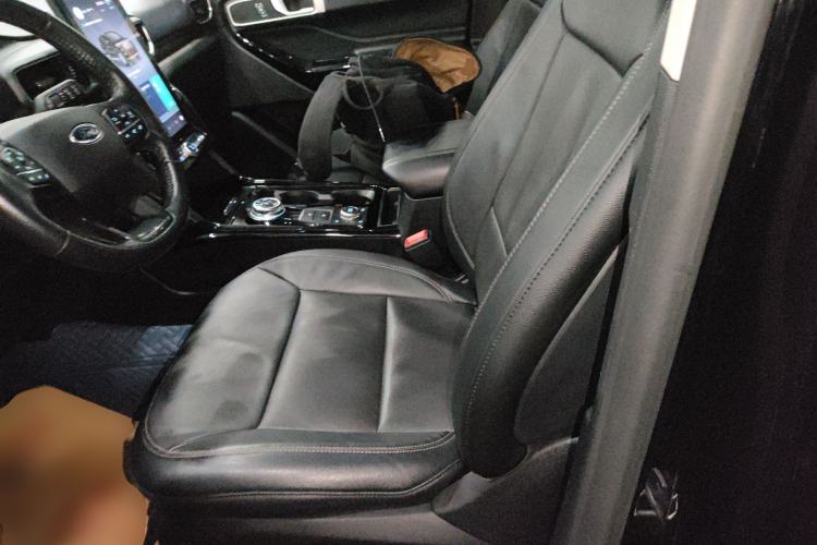 Used Ford Explorer 2020 EcoBoost 285 4x4 Trend Edition 7-Seater Left Front Seat