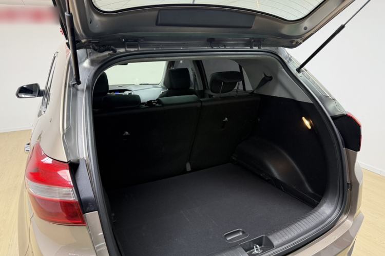 Used Hyundai ix25 2015 1.6L Automatic Two-Wheel Drive Smart GLS Trim
