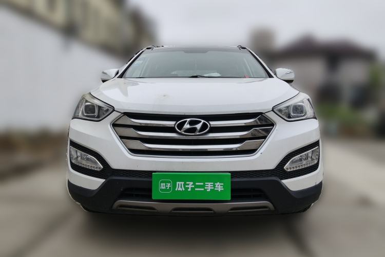 Used Hyundai Santa Fe 2015 2.0T Automatic Two-Wheel Drive Smart Version 5 Seats Front