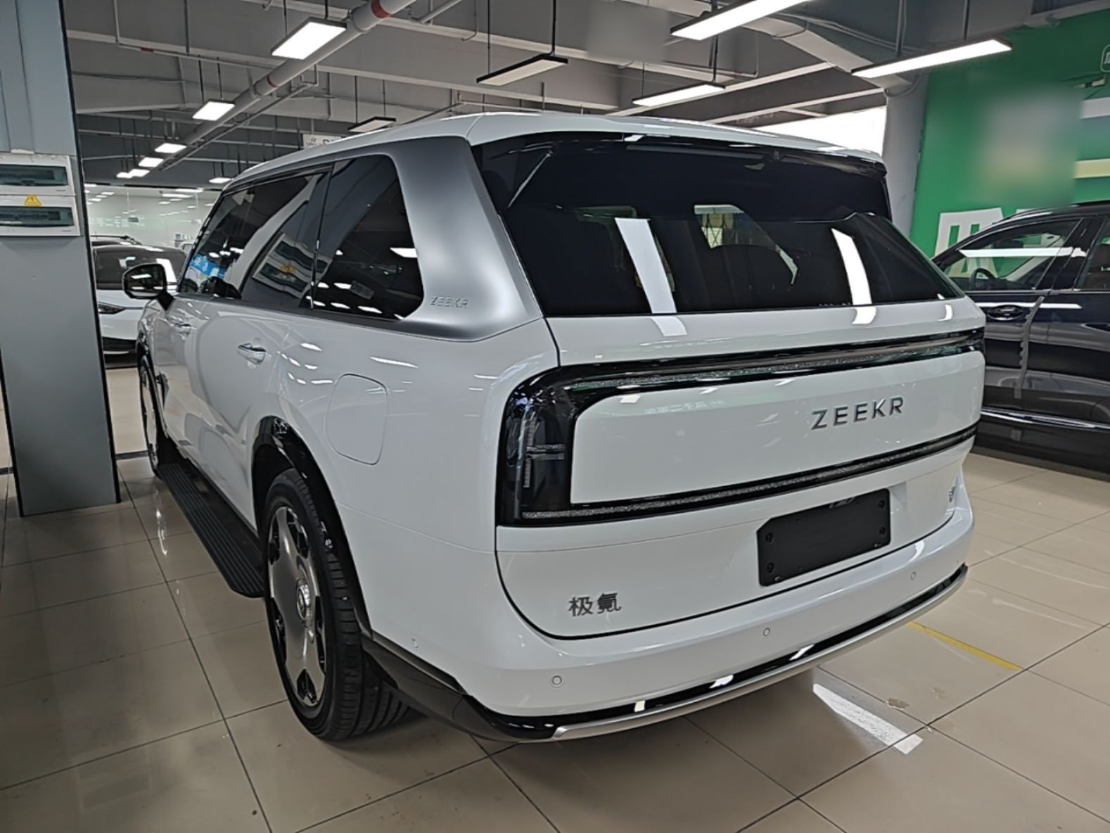 Zeekr 9X 2025 Ultra Edition 70kWh — снимка 4