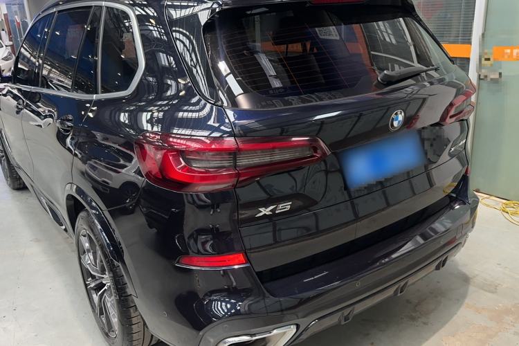 Used BMW X5 2022 Restyled xDrive 30Li Luxury Version M Sport Package
