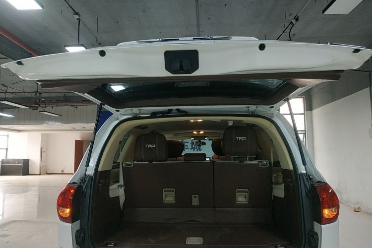 Used Toyota Sequoia 2015 5.7L Platinum U.S. Specification