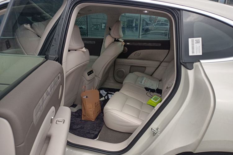 Used IM LS6 2026 Model Range-Extending 52 Max Interior 4