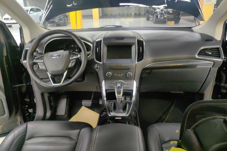 Used Ford Edge 2018 EcoBoost 245 Two-Wheel-Drive Titanium 7-Seater China VI Standard
