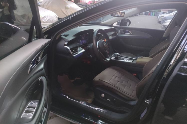 Used Hongqi H5 2023 2.0T Automatic Smart Connect Flagship Edition
