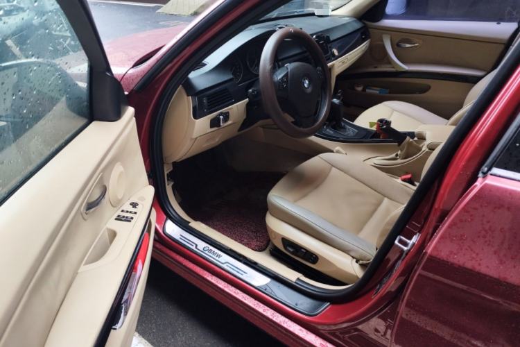 Used BMW 3 Series 2012 318i Leading Model
