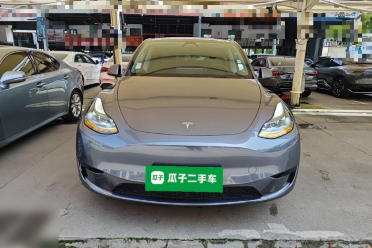 Used Tesla Model Y 2023 Rear-Wheel-Drive Version Front