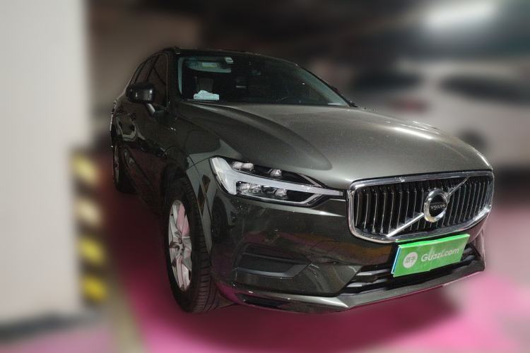 Used Volvo XC60 2019 T5 4x4 Smart Edition China V Standard