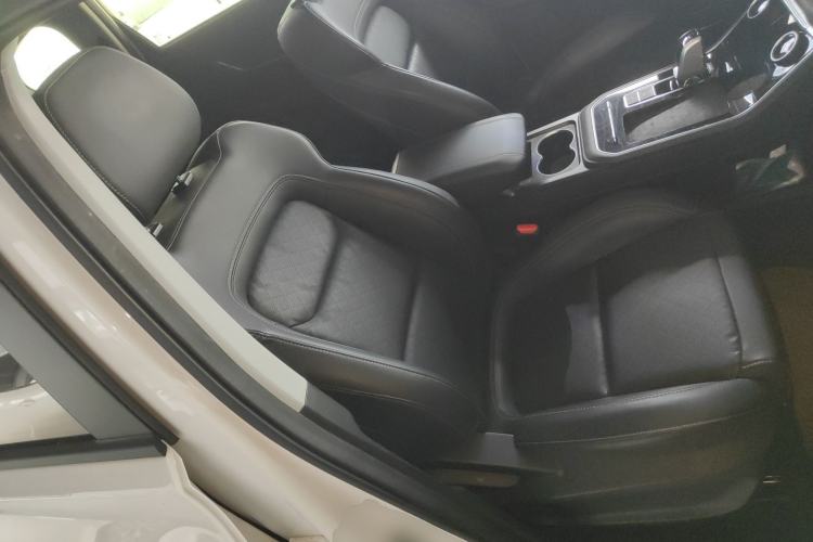 Used Chery Tiggo 8 2022 1.5 TCI Automatic Exclusive Edition 5 Seats Right Front Seat