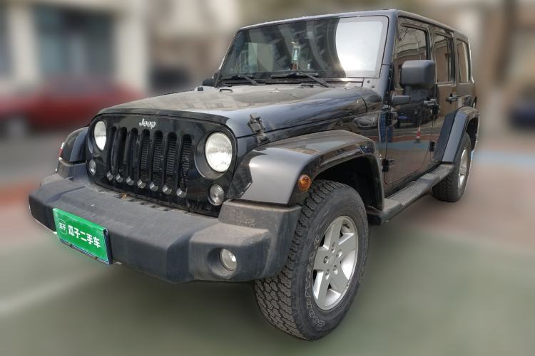 Used Jeep Wrangler 2014 3.0L Sahara Four-Door Edition