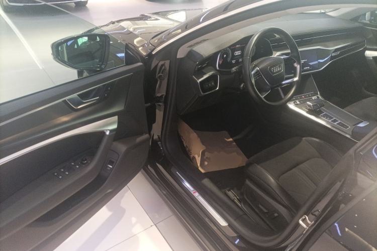 Used Audi A7L 2024 45TFSI S-line Dream-Building Edition Flow Crystal Package Driver Seat