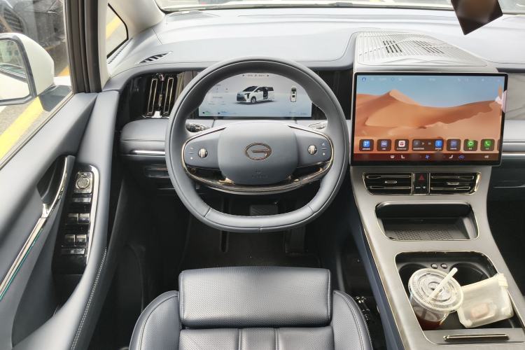 Used GAC Trumpchi Xiangwang M8 2025 Kunkun Series Ultra First-Class Cabin Steering Wheel