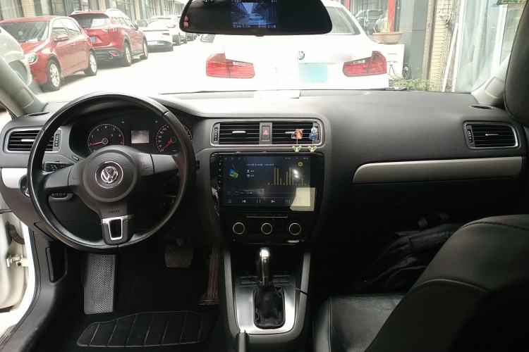 Used Volkswagen Sagitar 2014 Revised Version 1.6L Automatic Comfort Edition
