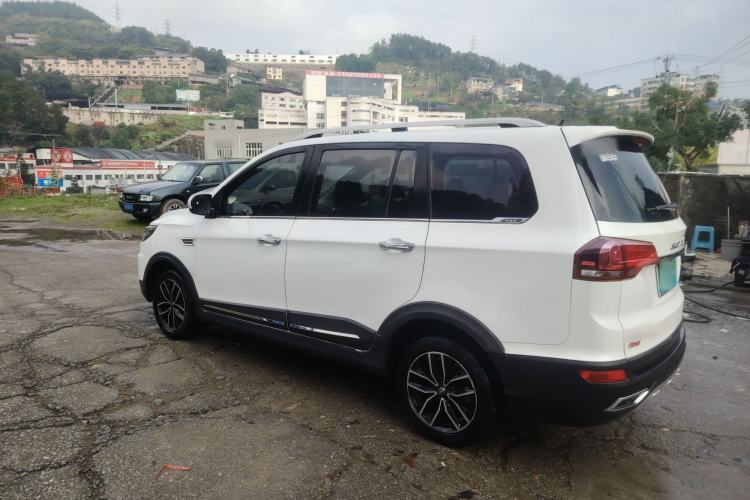 Used SWM X3 2017 1.5T Manual Fashion Model