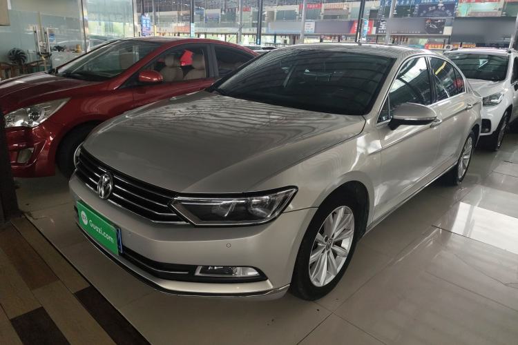 Used Volkswagen Magotan 2017 330TSI DSG Leading Model