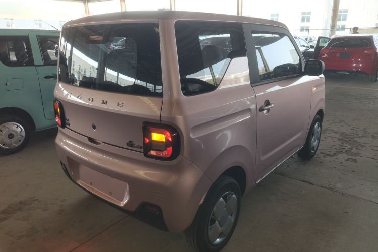 Used Geely Galaxy Panda 2023 Panda Mini 200km Endurance Bear Rear Right 45 Deg